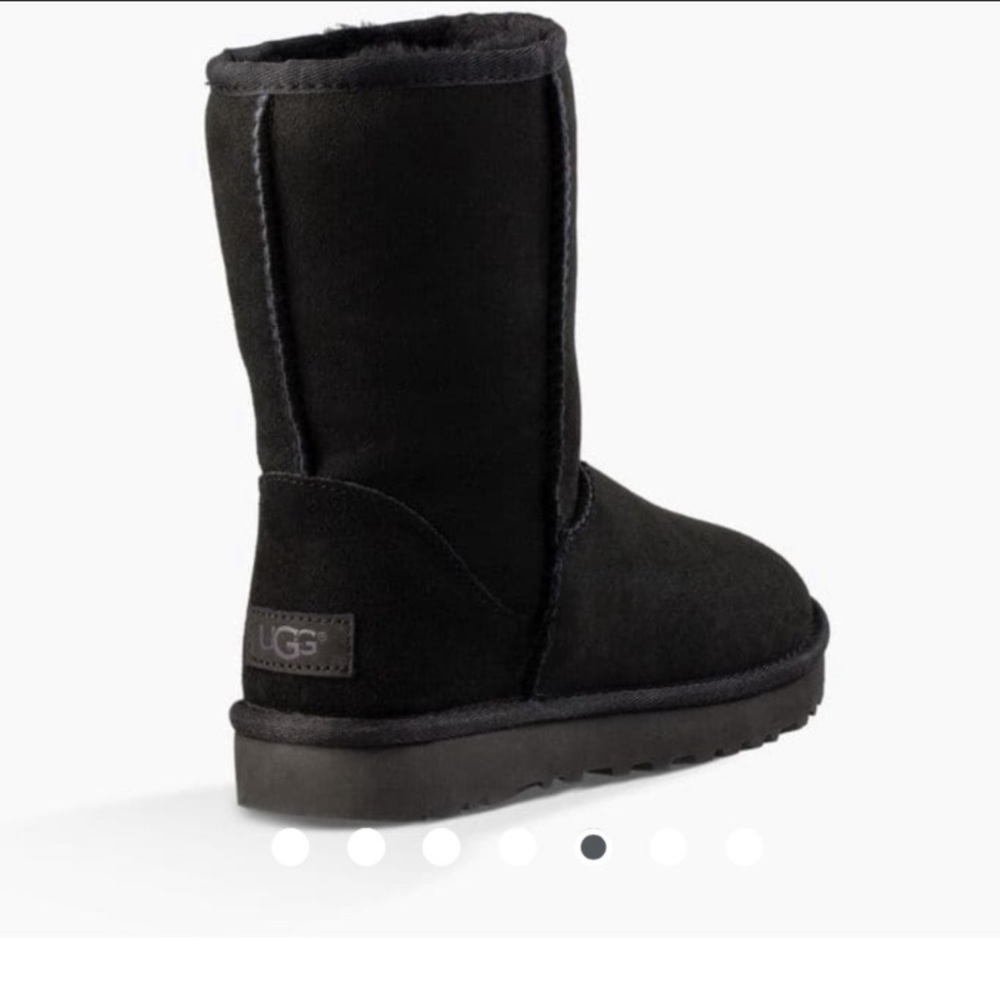 Classic Ugg short boots Sz 7